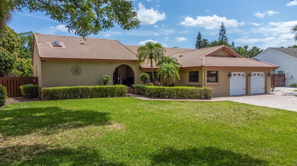 6808 Edgeworth Dr, Orlando, FL 32819-4728