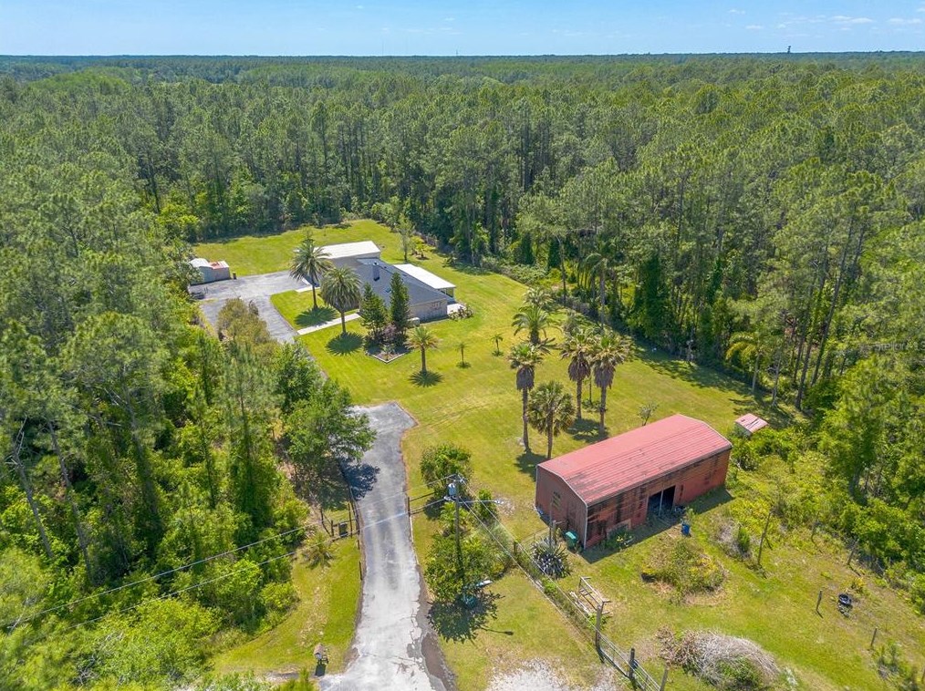 2707 Big John Dr, Deland, FL 32724-4000