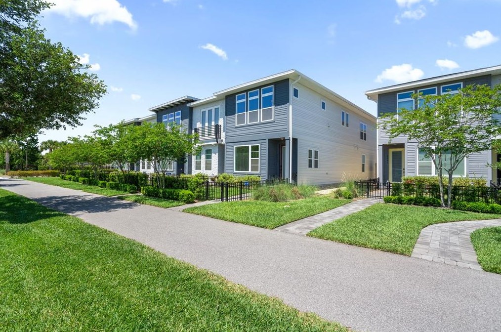 8637 Tavistock Lakes Blvd, Orlando, FL 32827
