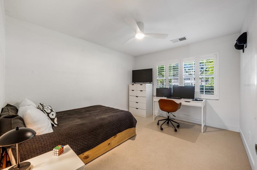 2498 Whitehall Cir, Winter Park FL  32792-4771 exterior