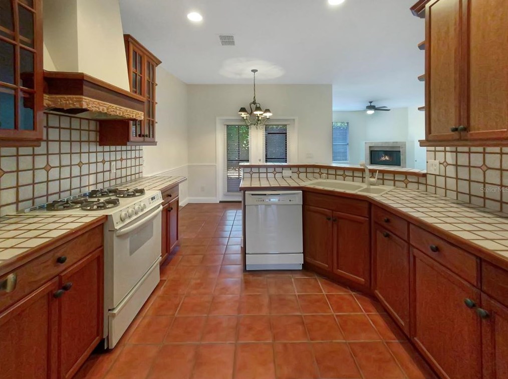2641 Queen Mary Pl, Maitland, FL 32751