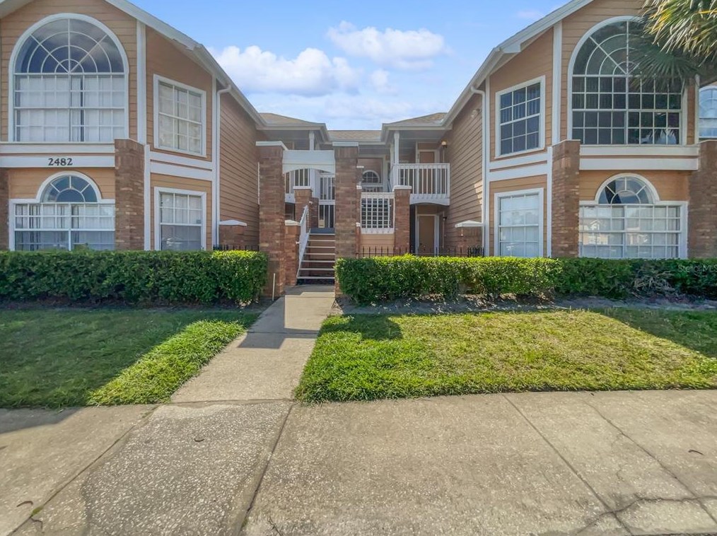 2482 Sweetwater Club Cir, Kissimmee, FL 34746-5467