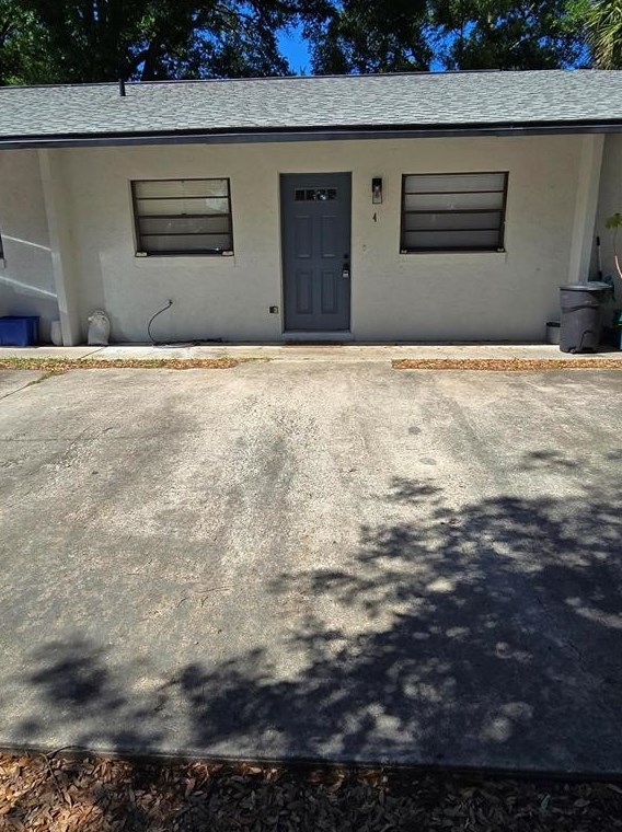 134 Washington Ave, Lake Helen, FL 32744-3209