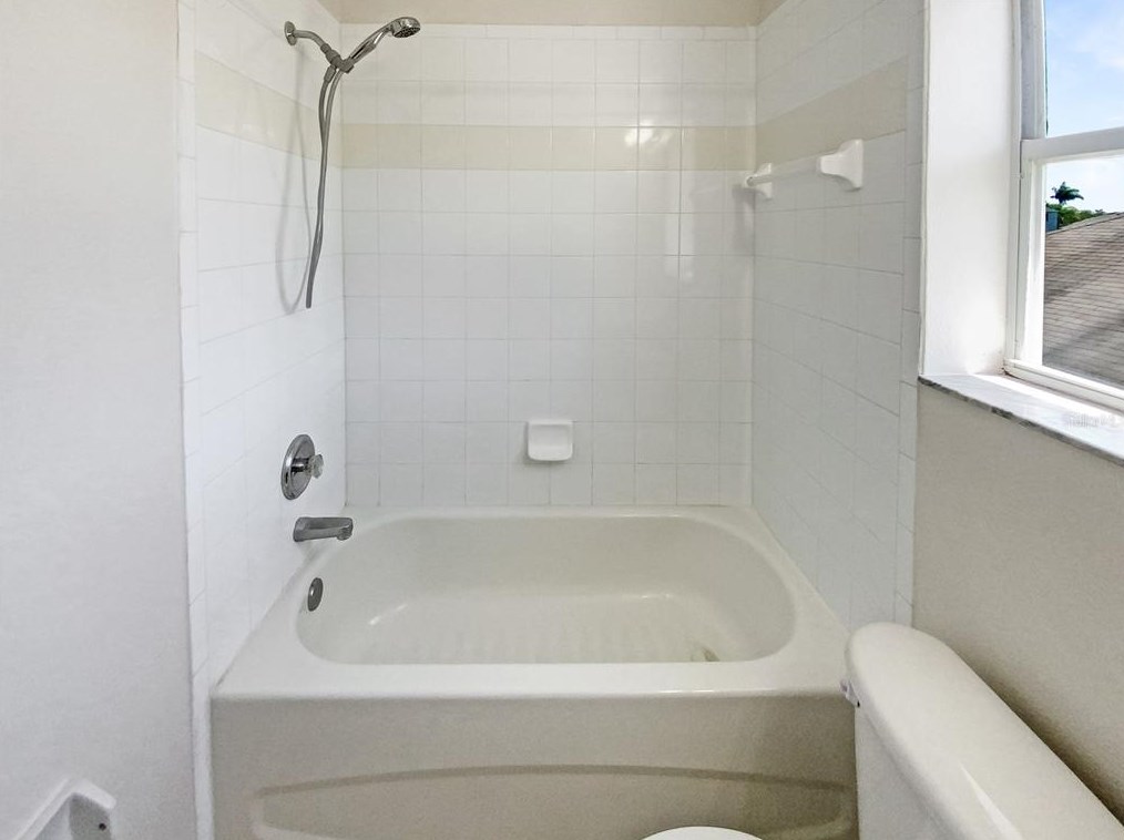 1873 Holton Rd, Lakeland FL  33810-3860 exterior