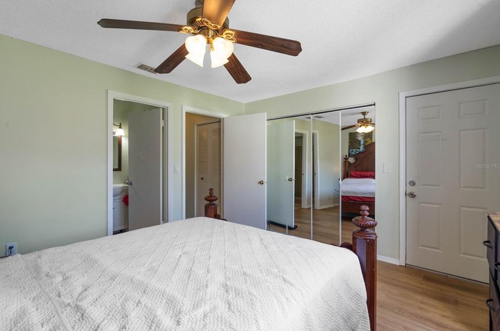 205 Dorchester Sq, Lake Mary FL  32746-4216 exterior