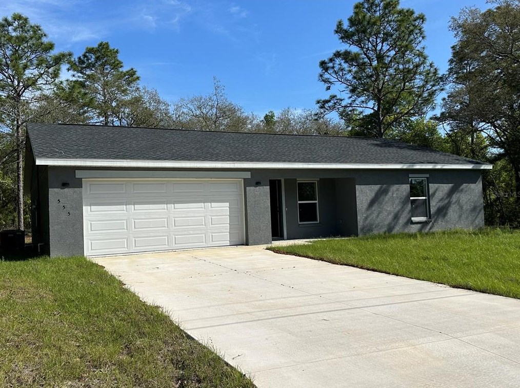 555 W Horizon Ln, Dunnellon, FL 34434