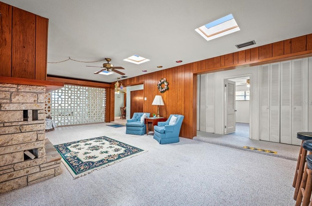 441 Seaview Ave, Daytona Beach FL  32118-3431 exterior