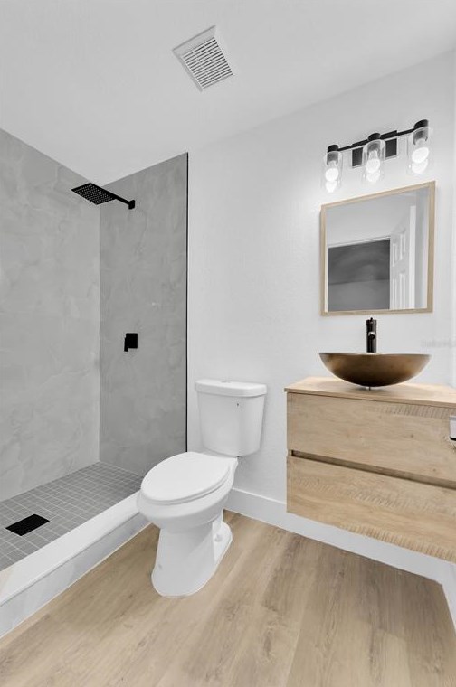 7312 Anstead Cir, Orlando FL 32810-3222 exterior