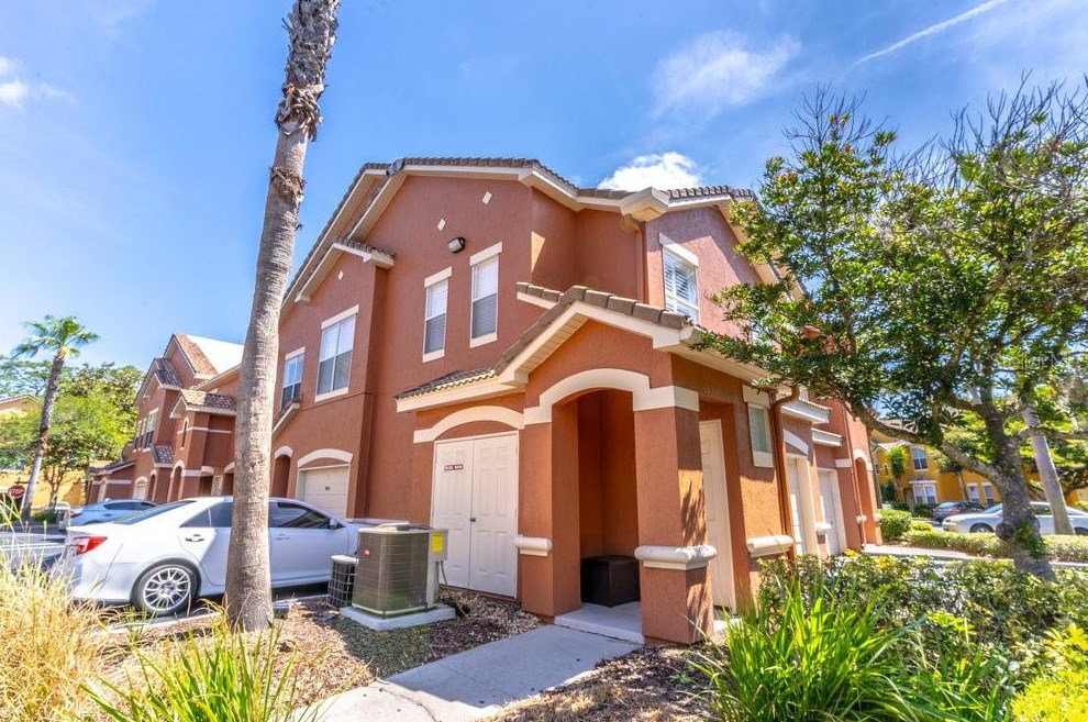 19901 Villa Tuscany Dr, Orlando FL  32821-5180 exterior