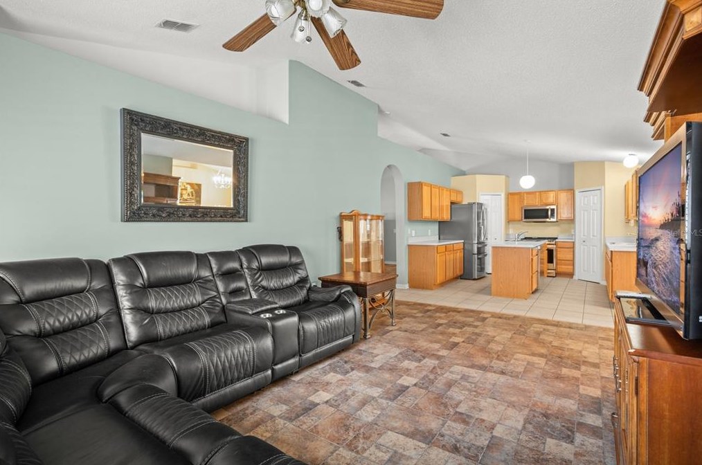 246 Vervain Ave, Davenport FL  33837-9108 exterior