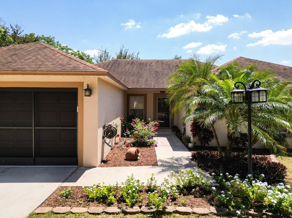 109 Magnolia Ave, Howey In The Hills, FL 34737-3332