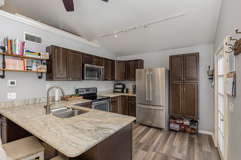 2422 Musselwhite Ave, Orlando FL  32804-5014 exterior