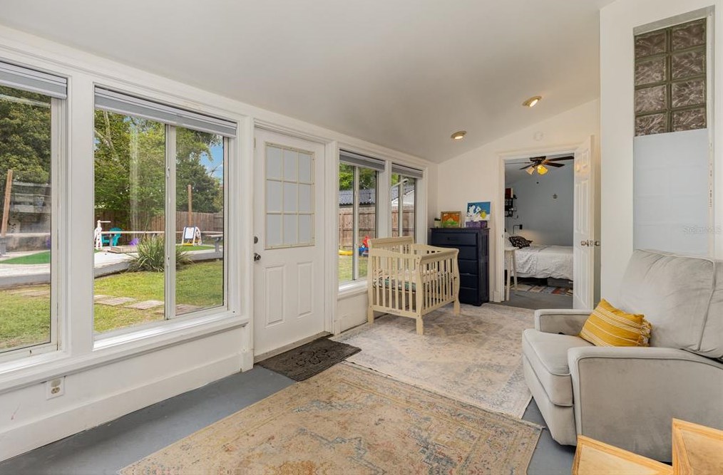 2422 Musselwhite Ave, Orlando FL  32804-5014 exterior