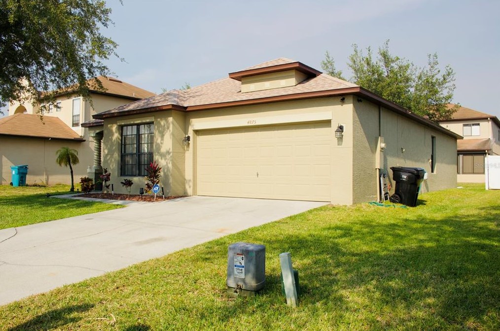 4875 Sweet Cedar Cir, Orlando, FL 32829-8106