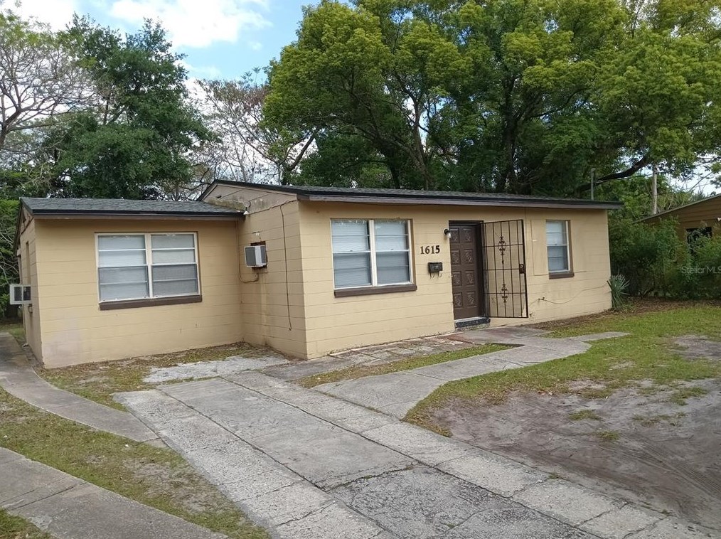 1615 Bruton Blvd, Orlando, FL 32805-4229