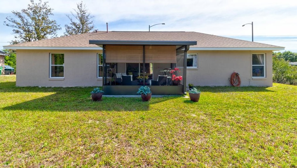 2142 Normandy Blvd, Deltona FL  32725-2612 exterior