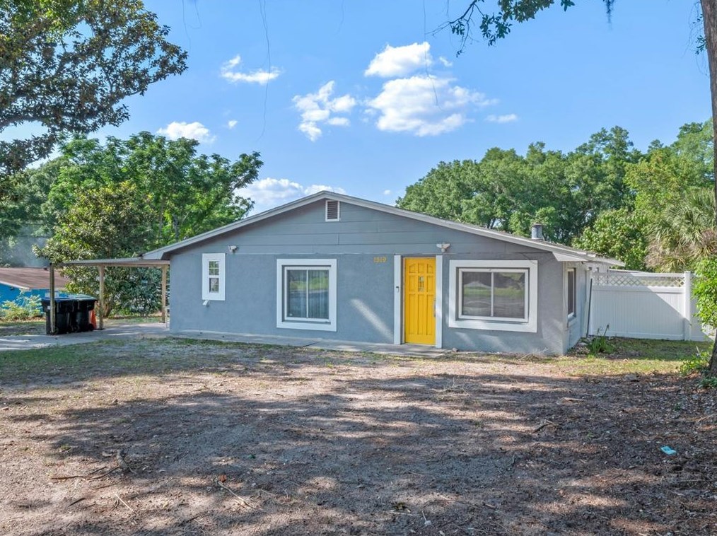 1519 Victor Dr, Apopka, FL 32703-5641
