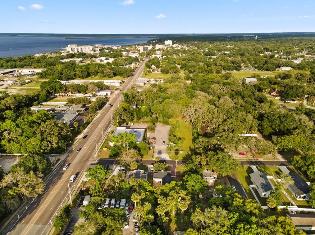 112 Avocado, Sanford FL  32771-2353 exterior