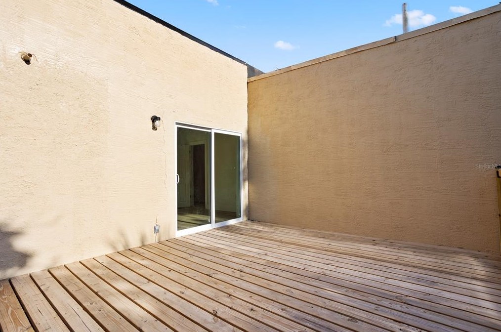 112 Avocado, Sanford FL  32771-2353 exterior