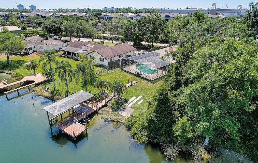 6511 Vineland Rd, Orlando, FL 32819-7815