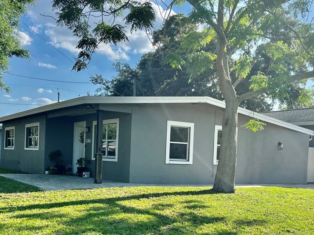 5008 Adanson St, Orlando, FL 32804-1705