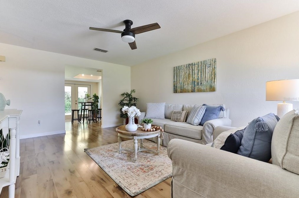 2609 Royal Palm Dr, Edgewater, FL 32141-5305