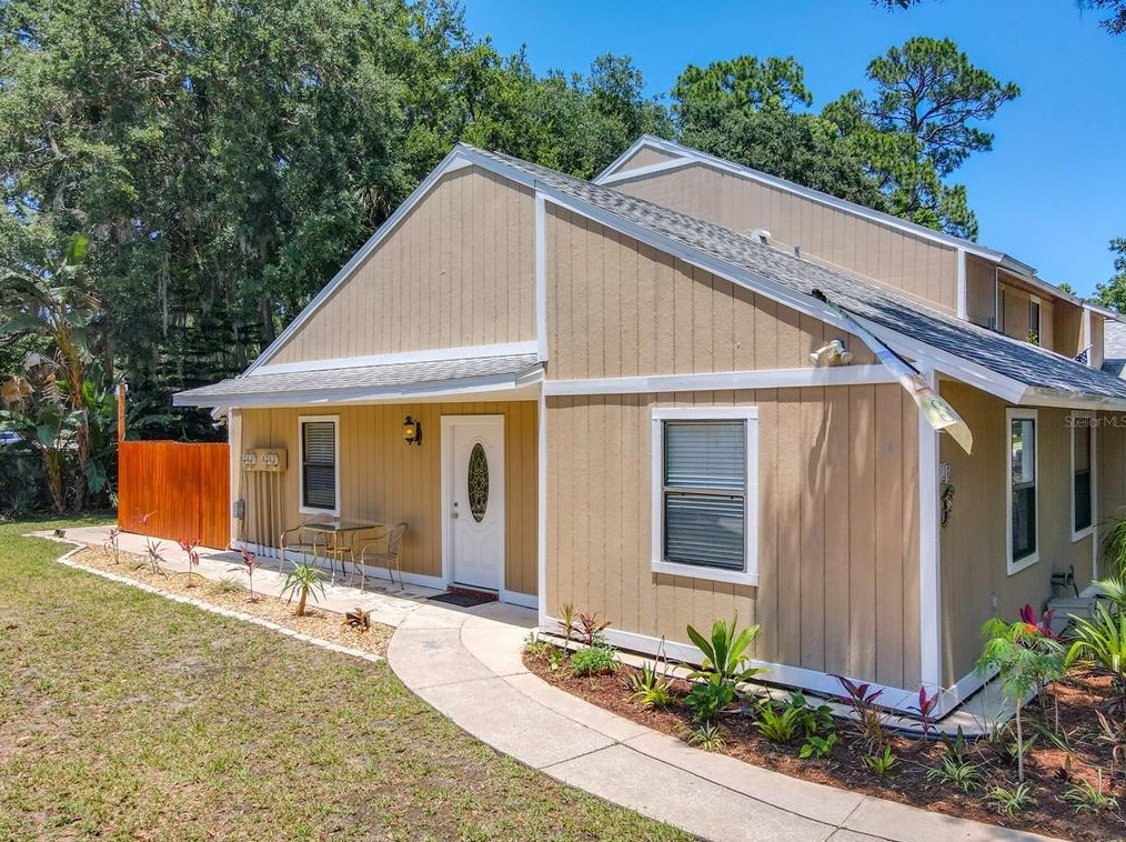 24 Tomoka Meadows Blvd, Ormond Beach, FL 32174-4439