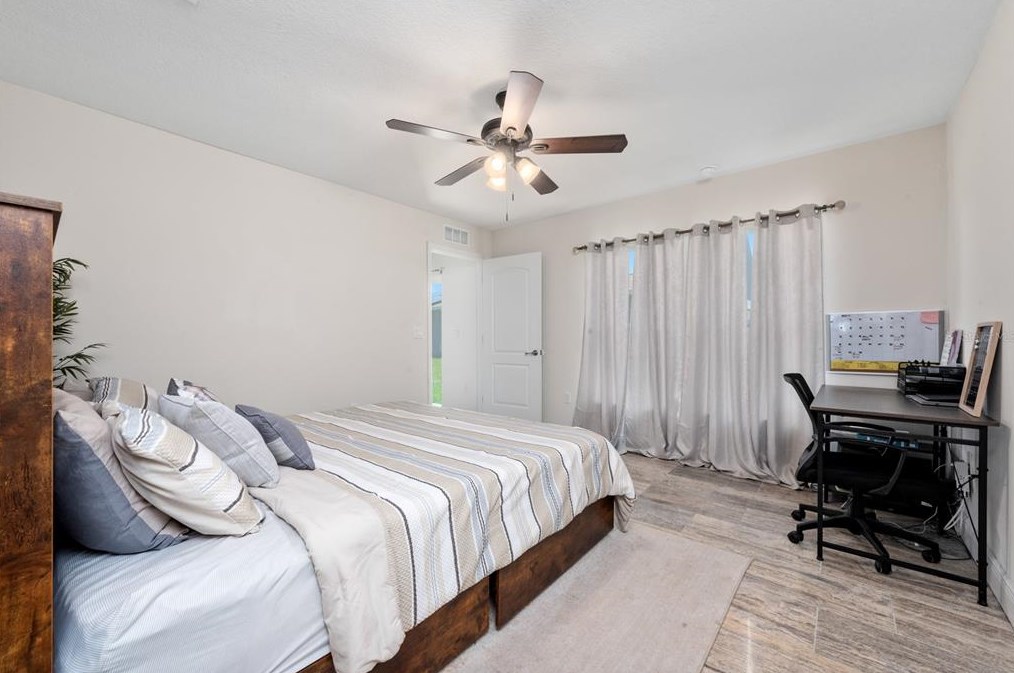1332 Highland Ave, Apopka FL  32703-0071 exterior