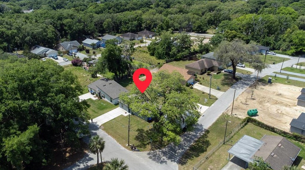 1332 Highland Ave, Apopka FL  32703-0071 exterior