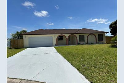 125 Floral Ct        Kissimmee - Photo 1