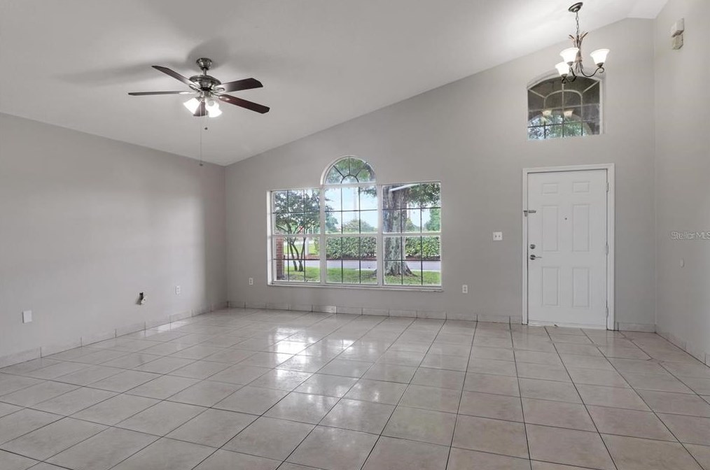 3700 Crossing Creek Blvd, Saint Cloud, FL 34772-7023