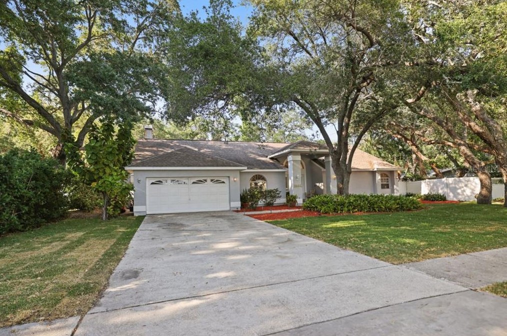 13847 Oak Forest Blvd, Largo, FL 33776-3416