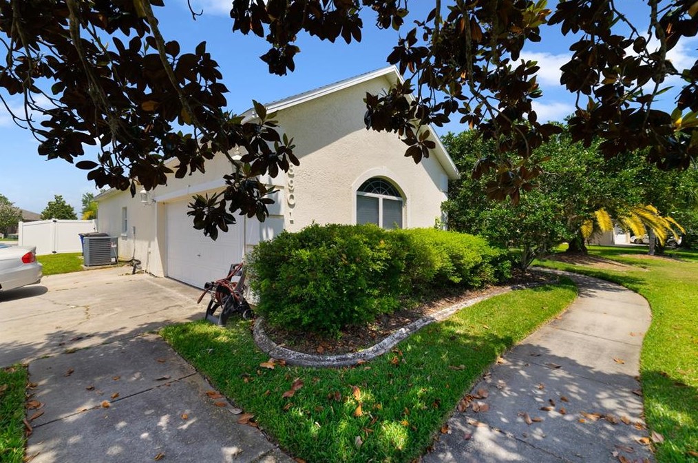 3901 Countryside View Ct, Saint Cloud, FL 34772-7048