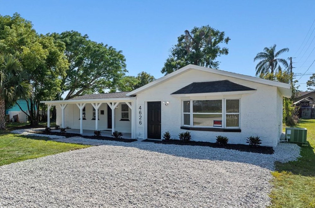 4626 Goddard Ave, Orlando FL  32804-1140 exterior