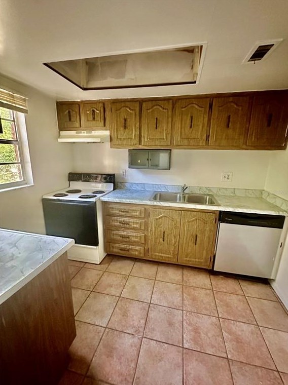 3557 S Magnolia Ave, Orlando, FL 32806