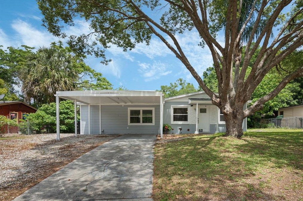 6403 Sanson Dr, Apopka, FL 32712
