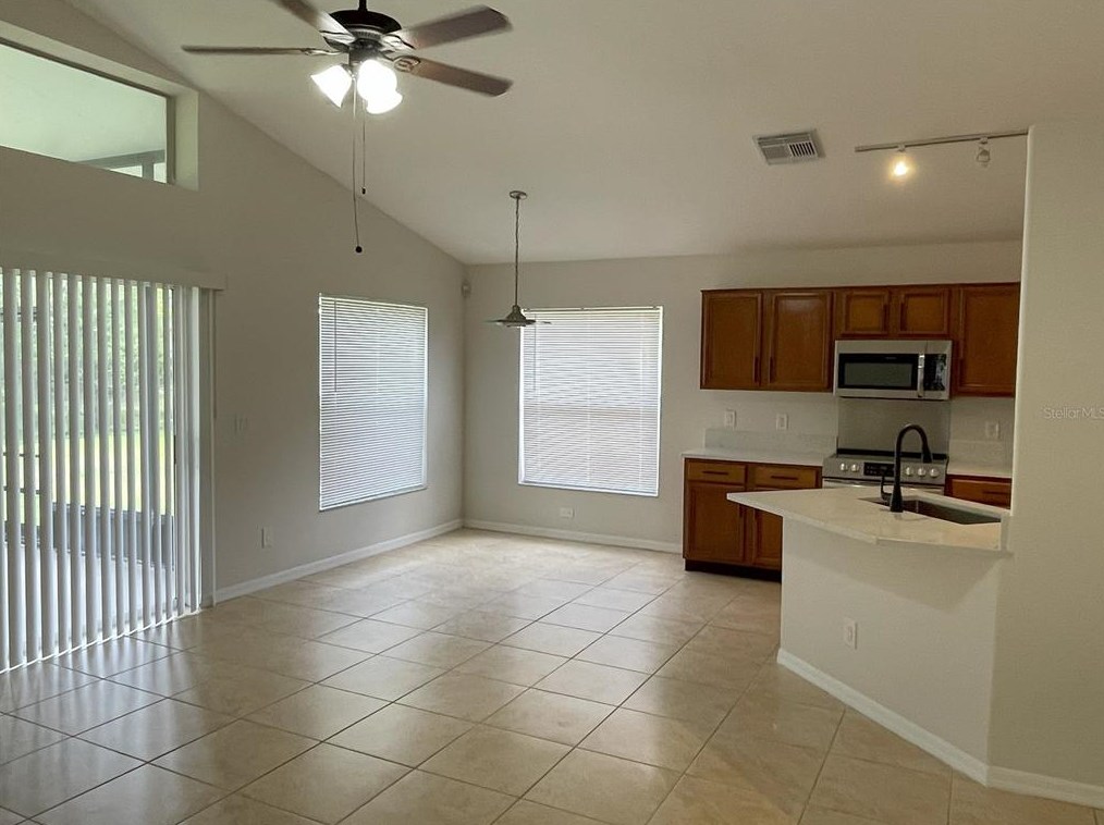 3921 Shawn Cir, Orlando, FL 32826-5312