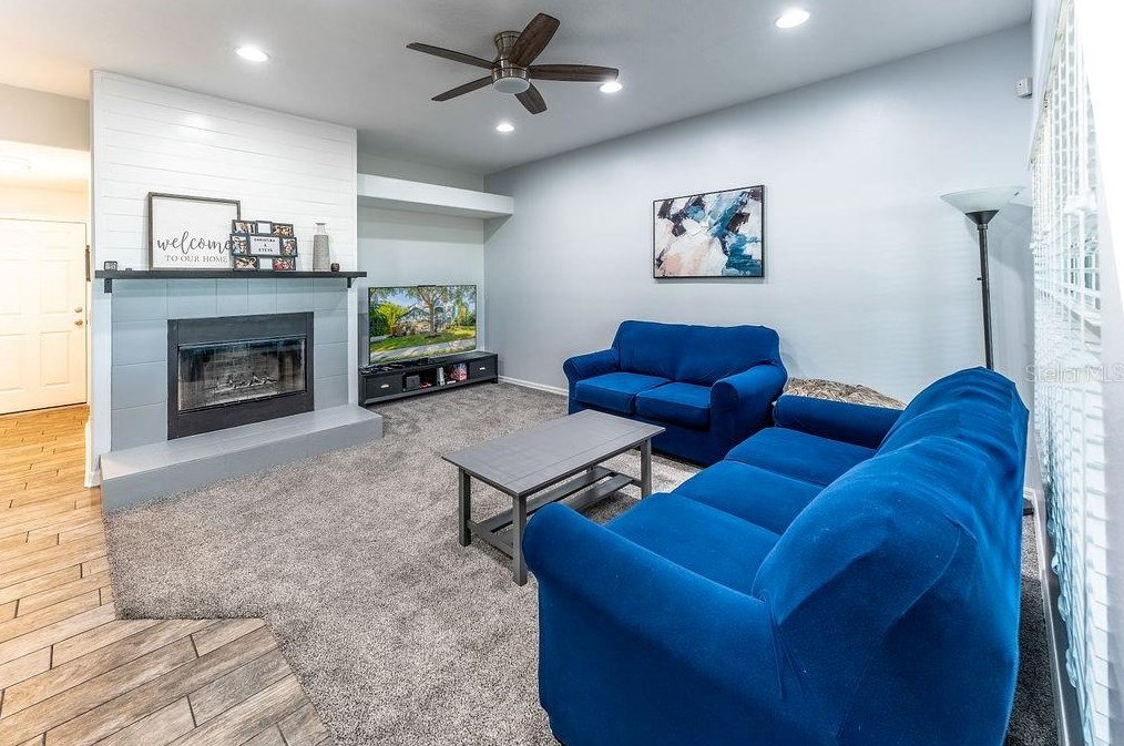 2369 Home Again Rd, Apopka FL  32712-6458 exterior