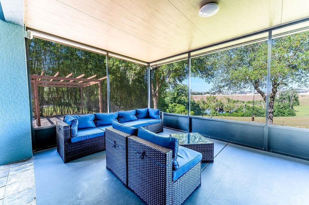 2369 Home Again Rd, Apopka FL  32712-6458 exterior