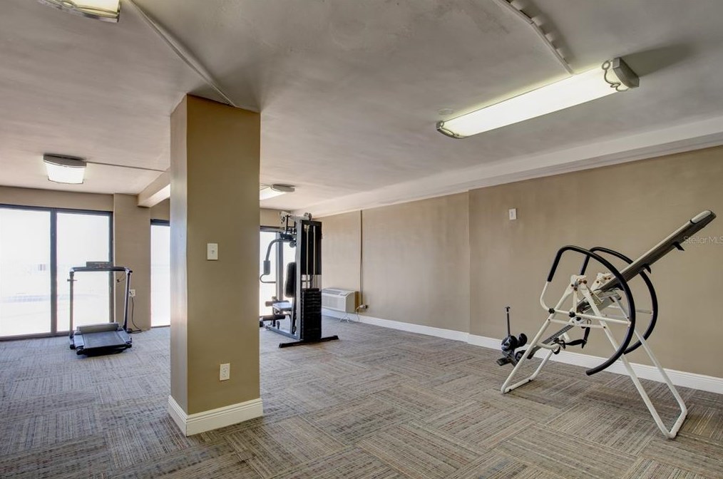 3501 Atlantic Ave, Daytona Beach FL 32118-7600 exterior