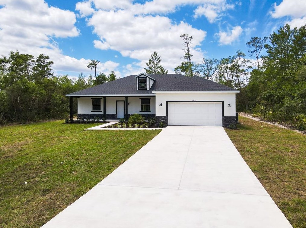 41255 Balsam St, Eustis, FL 32736