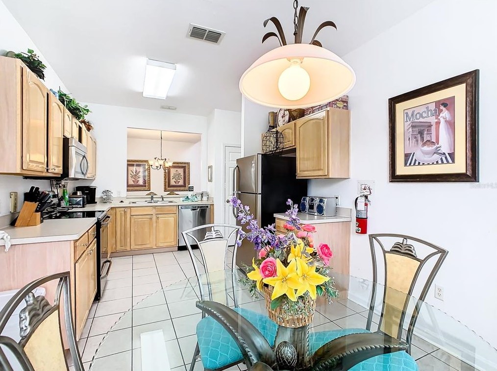 7722 Teascone Blvd, Kissimmee FL 34747-2185 exterior