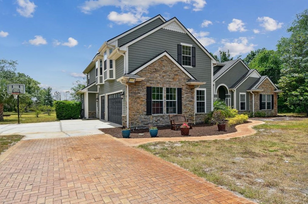 155 E Tradewinds Rd, Casselberry, FL 32708