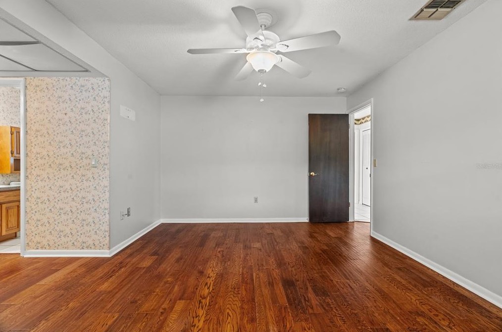 526 Parkwood Ct, Altamonte Springs FL 32714 exterior