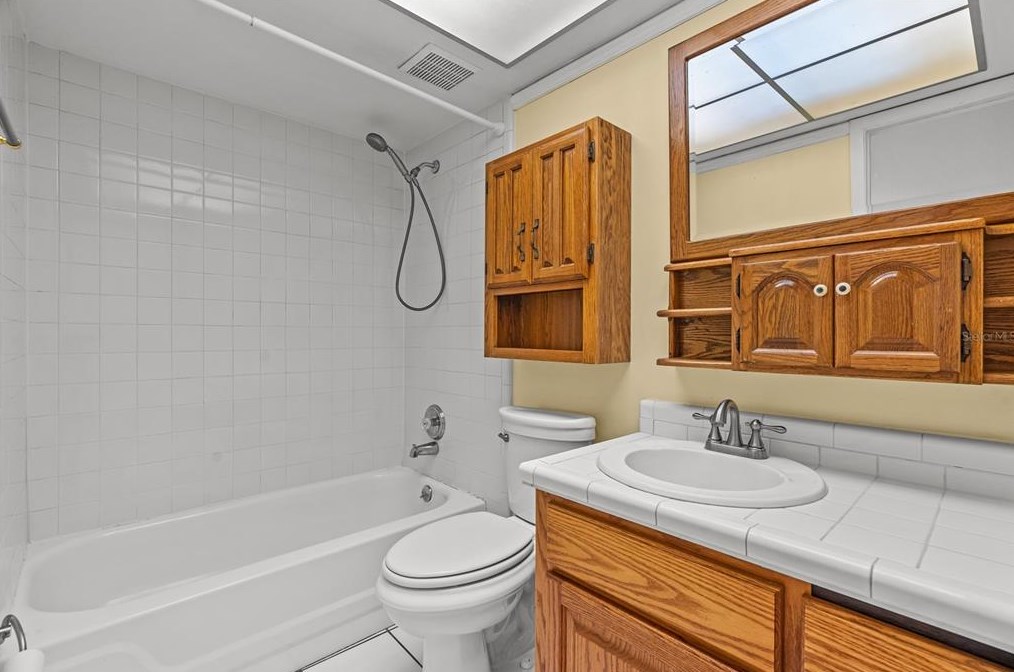 526 Parkwood Ct, Altamonte Springs FL 32714 exterior