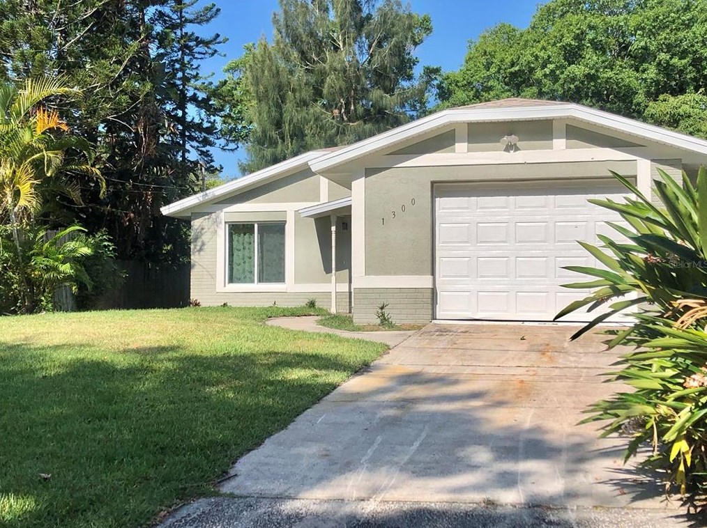 1300 Sasoon Ave, Orlando, FL 32803-3118