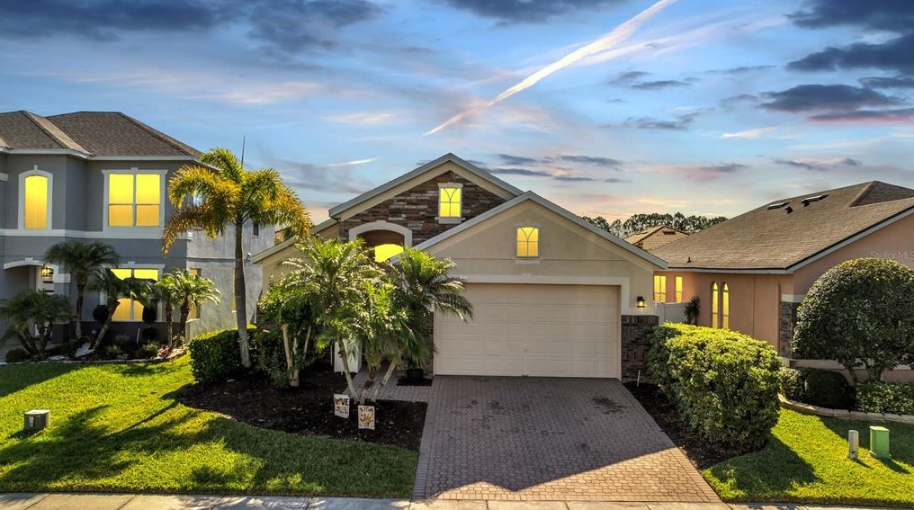 2143 Cedar Garden Dr, Orlando, FL 32824-4607