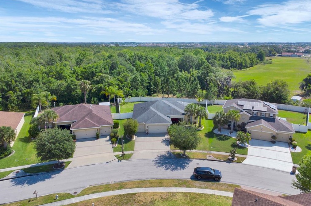 3844 Gulf Shore Cir, Kissimmee FL  34746-1818 exterior