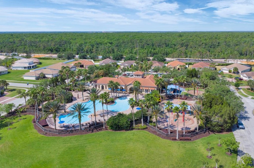 3844 Gulf Shore Cir, Kissimmee FL  34746-1818 exterior