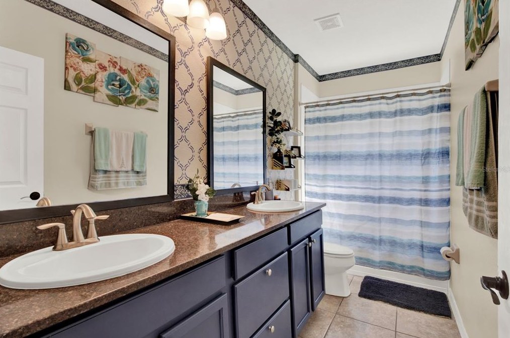 3844 Gulf Shore Cir, Kissimmee FL  34746-1818 exterior